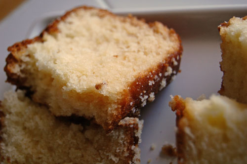  Honey Vanilla Sour Cream Cakes