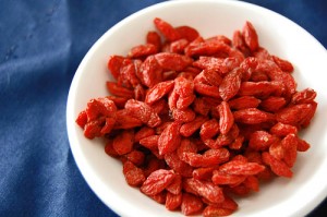 ChocolateGojiCups02 300x199 Goji Berry Chocolate Cups