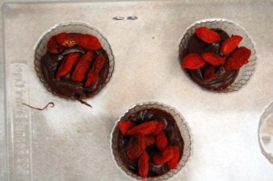 ChocolateGojiCups05 300x199 Goji Berry Chocolate Cups